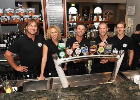 Cecil Hotel - Gold Coast 4U 4