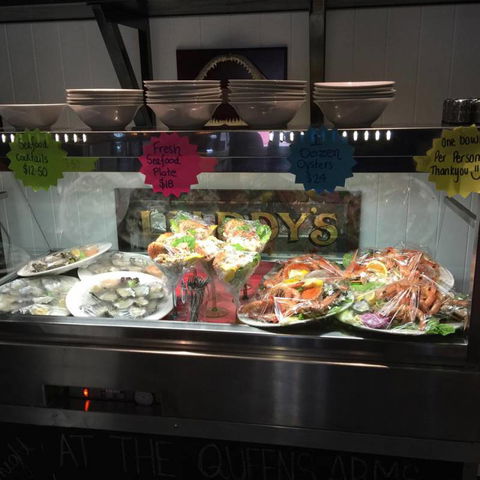 Queens Arms Hotel - Accommodation Gold Coast 1