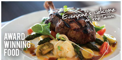 Empire Bay Tavern - Accommodation Gold Coast 2