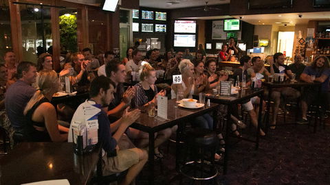 Based Comedy At The Dog And Parrot Tavern - Gold Coast 4U 1