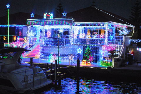 Christmas Lights Cruise - Gold Coast 4U 2