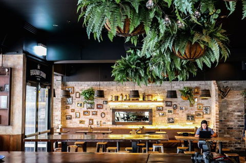 Broadway Crown - Accommodation Gold Coast 3
