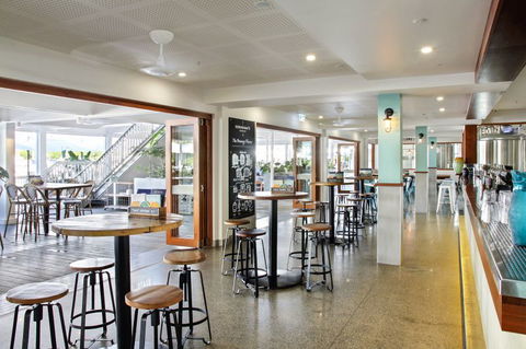 Hemingway's Brewery Port Douglas - 1 Gold Coast 4