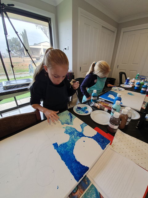 School Holidays - Kids Art Class - Painting - 1 Gold Coast 1