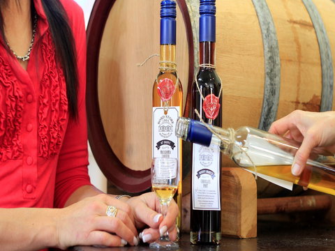 Tipples And Tales - Accommodation Gold Coast 1