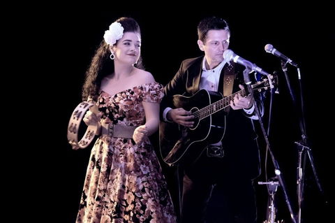 Leaving Jackson - The Johnny Cash & June Carter Show - Accommodation Gold Coast 1