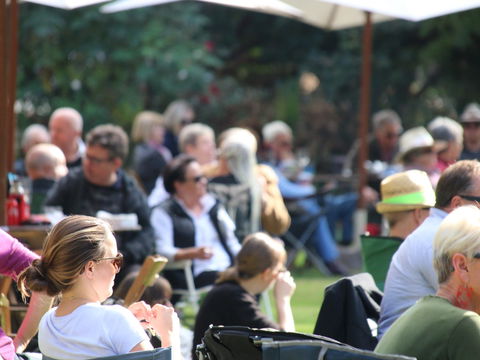 Music In The Gardens - Mitch King - Accommodation Gold Coast 1