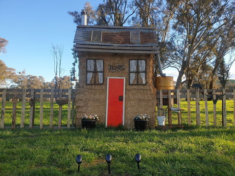 Sculptures By The Bush - Accommodation Gold Coast 0