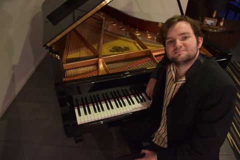 Callum Watson - Jazz Piano Live Stream - Accommodation Gold Coast 0