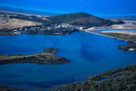 Causeway Lake Markets - Accommodation Gold Coast 0