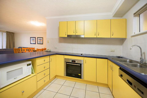 Whale Watch Ocean Beach Resort - 1 Gold Coast 5