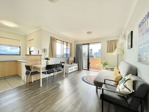Mermaid Beach Park View Resort - Gold Coast 4U 4