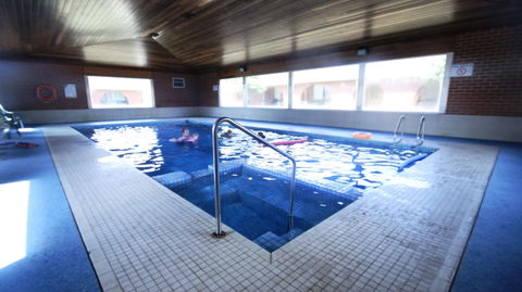 Bell Tower Inn - Gold Coast 4U 5