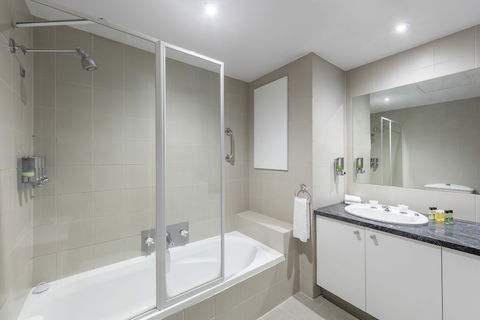 Riverside Apartments Melbourne - Accommodation Gold Coast 2