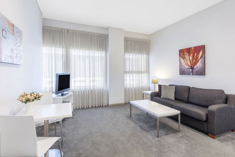 Riverside Apartments Melbourne - Accommodation Gold Coast 5