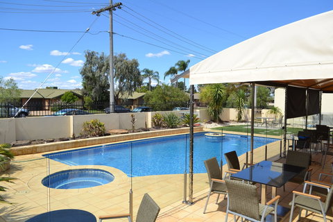 Best Western Chaffey International Motor Inn - 1 Gold Coast 2