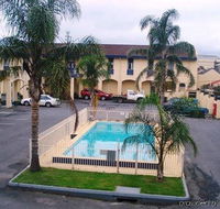Econo Lodge Hacienda International - Gold Coast 4U