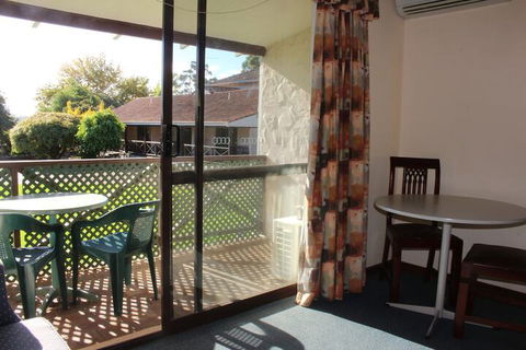Karri Forest Motel - Accommodation Gold Coast 6
