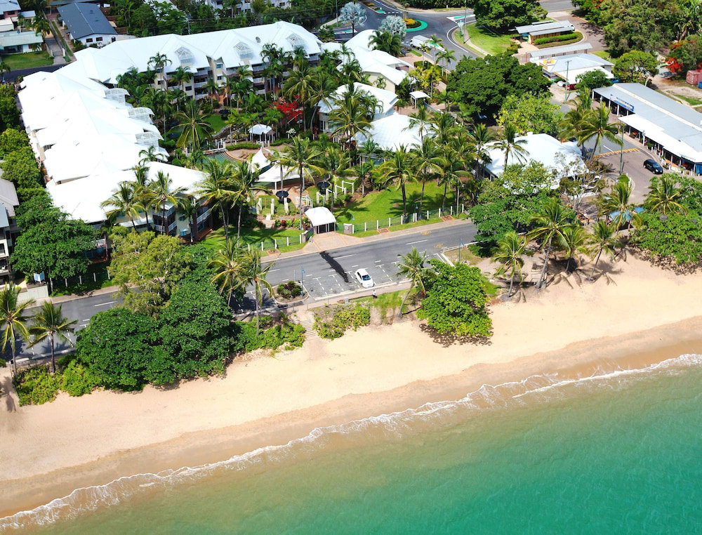 Cairns Northern Beaches QLD Accommodation Gold Coast