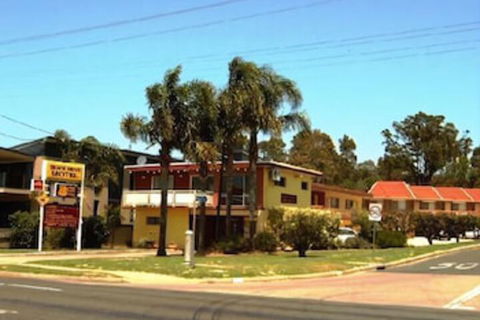 Beach Drive Motel - Gold Coast 4U 2