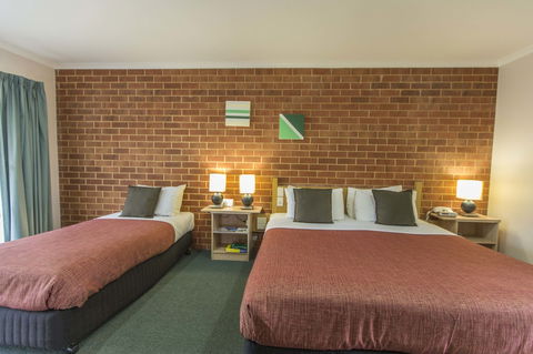 Rose Garden Motel - Gold Coast 4U 4