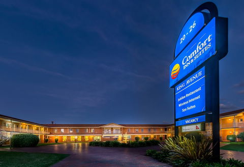 Comfort Inn & Suites King Avenue - Accommodation Gold Coast 2