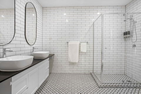 The Grand View Hotel - Accommodation Gold Coast 4