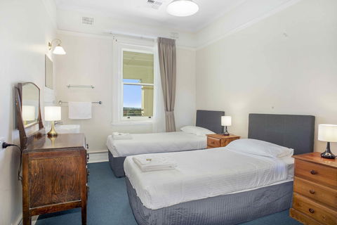 The Grand View Hotel - Accommodation Gold Coast 5