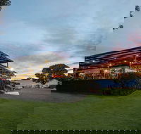 The Huskisson - Accommodation Gold Coast
