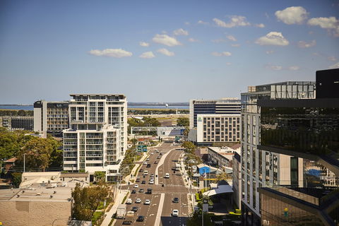 Holiday Inn Sydney Airport, An IHG Hotel - Gold Coast 4U 0