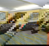 Devere Hotel - Gold Coast 4U