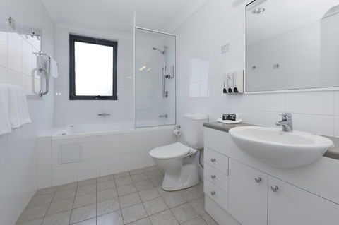 Leisure Inn Spires - Gold Coast 4U 4