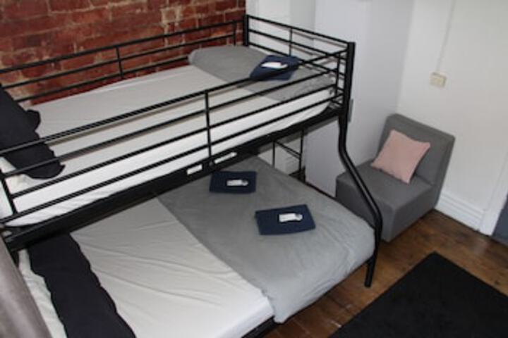 Melbourne VIC Accommodation Gold Coast