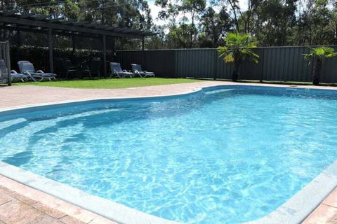 Hermitage Lodge - Accommodation Gold Coast 4