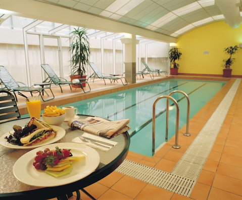 Clarion Suites Gateway - Accommodation Gold Coast 4