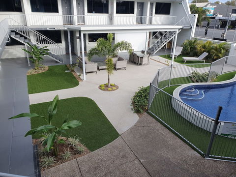 Montego Mermaid Beach Motel - Gold Coast 4U 1