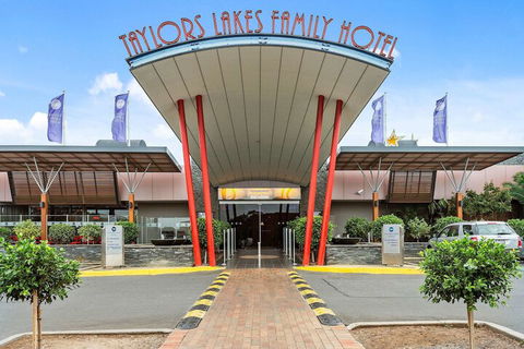 Quality Hotel Taylors Lakes - Accommodation Gold Coast 3