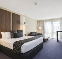 Quality Hotel Taylors Lakes - Accommodation Gold Coast