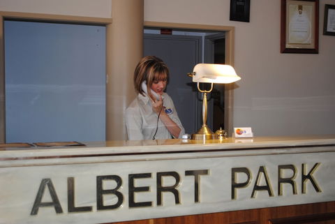 Albert Park Motor Inn - Gold Coast 4U 4