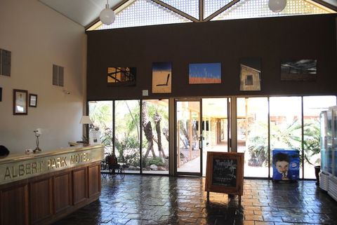 Albert Park Motor Inn - Gold Coast 4U 1