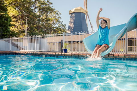The Big Windmill - Gold Coast 4U 0