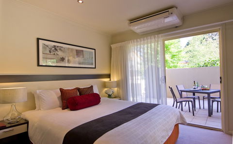 Falls Mountain Retreat - Accommodation Gold Coast 6