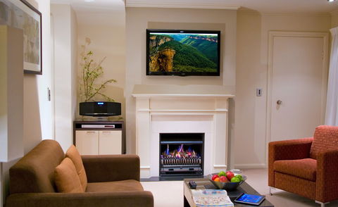 Falls Mountain Retreat - Accommodation Gold Coast 5