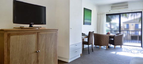 Best Western Geelong Motor Inn & Serviced Apartments - Gold Coast 4U 2