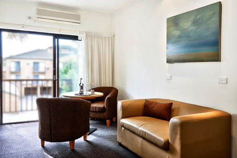 Best Western Geelong Motor Inn & Serviced Apartments - Gold Coast 4U 3