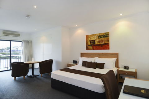Best Western Geelong Motor Inn & Serviced Apartments - Gold Coast 4U 4