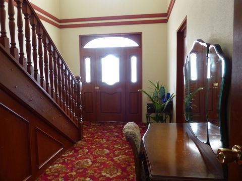 Meramie Motor Inn - Gold Coast 4U 2