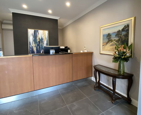 Sunseeker Motor Inn - Gold Coast 4U 5