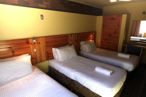 Wanderlight Motor Inn - Accommodation Gold Coast 4