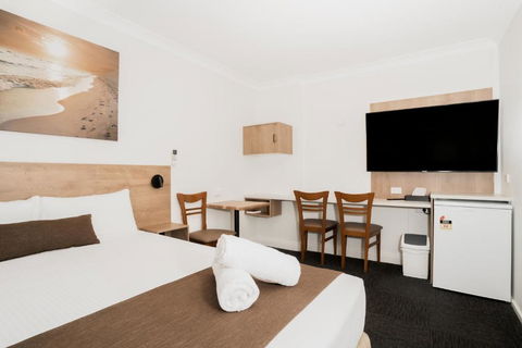 Caribbean Motel - Accommodation Gold Coast 1